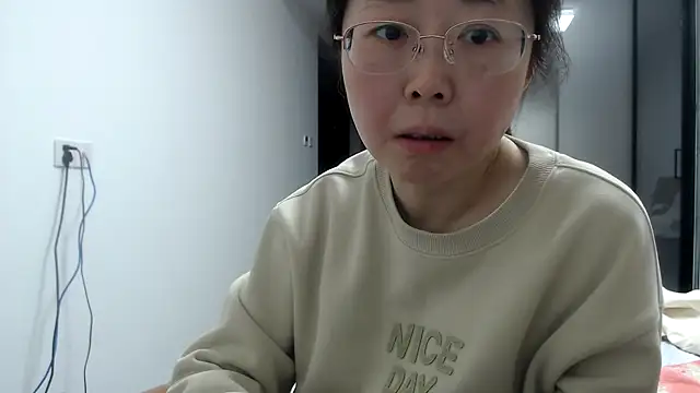 Snapshot of sonyx chatting on February 21, 2025, 3:32 pm sonyx online show from February 21, 2025, 3:32 pm