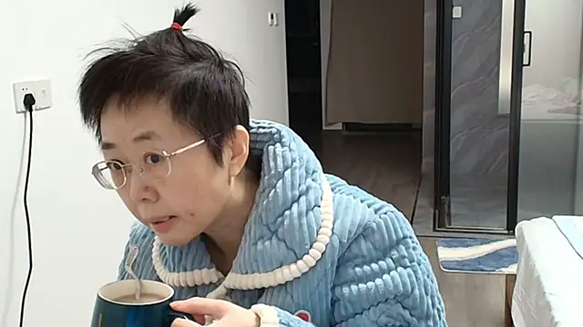 Snapshot of sonyx chatting on October 25, 2025, 3:07 pm sonyx online show from October 25, 2025, 3:07 pm