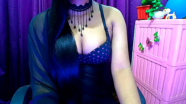 Snapshot of Kashish_11 chatting on February 9, 2025, 10:11 pm Kashish 11 online show from February 9, 2025, 10:11 pm