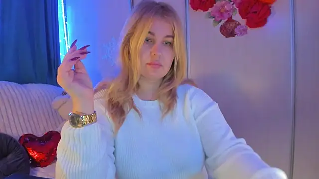 CoraSwon online show from January 15, 2025, 7:26 am