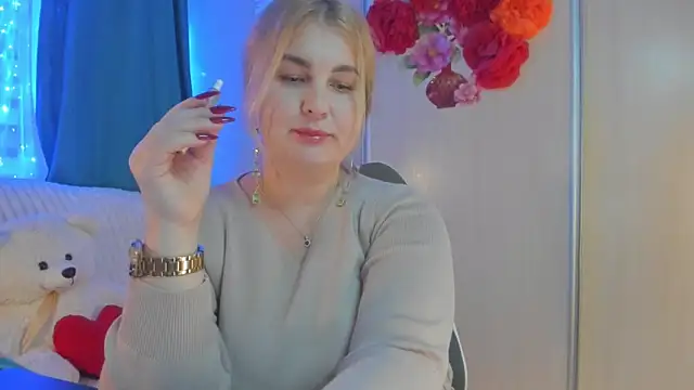 CoraSwon online show from January 23, 2025, 2:39 pm