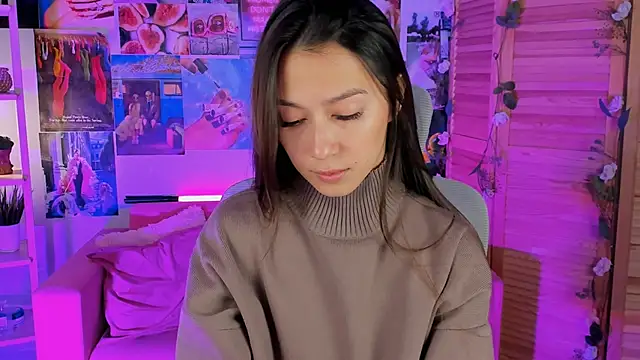 LanaBaker online show from December 11, 2024, 2:41 am