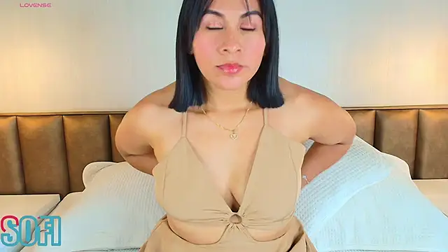 Snapshot of Sofia_Convers chatting on February 21, 2025, 1:00 pm Sofia Convers online show from February 21, 2025, 1:00 pm