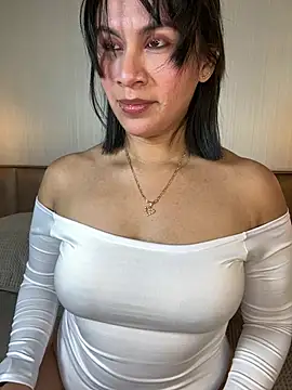 Snapshot of Sofia_Convers chatting on March 15, 2025, 12:56 pm Sofia Convers online show from March 15, 2025, 12:56 pm