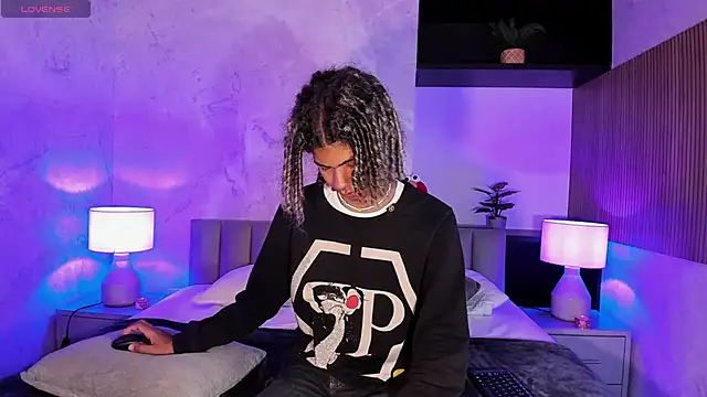 Maxim-Walker online show from February 5, 2025, 3:02 am