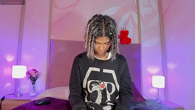 Maxim-Walker online show from February 6, 2025, 3:06 am