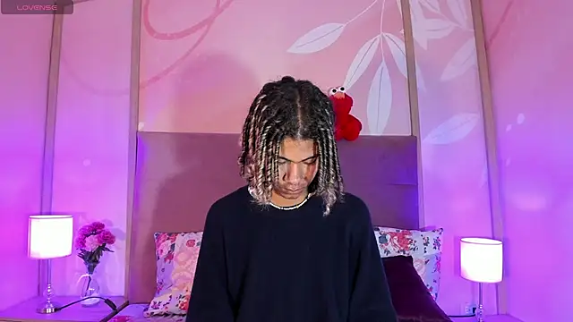 Maxim-Walker online show from February 25, 2025, 3:31 am