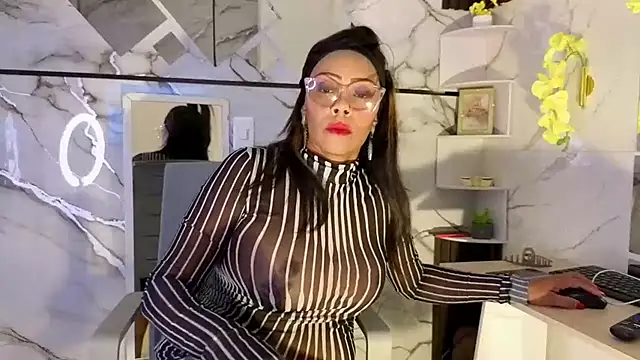 AmberNix online show from July 21, 2026, 1:46 pm
