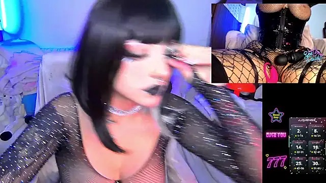HollyDominic online show from June 27, 2026, 11:37 am