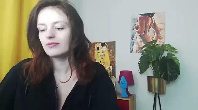 juicyNadine online show from January 22, 2025, 6:20 am