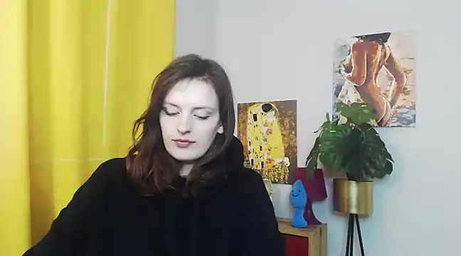 juicyNadine online show from February 3, 2025, 12:36 pm