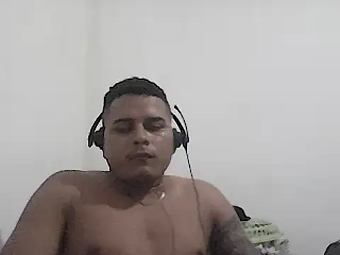 SaucyAffair0 online show from January 2, 2025, 12:23 am