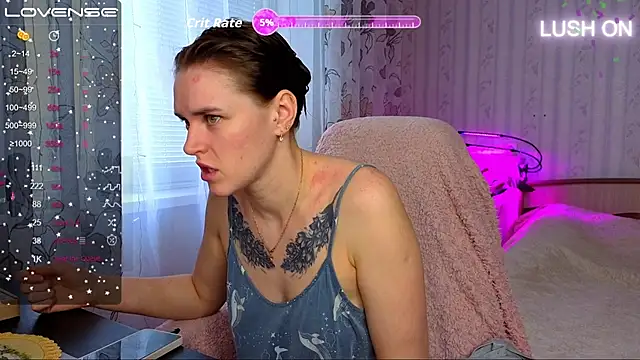 Snapshot of Bella__Swoon chatting on March 5, 2026, 3:24 am Bella Swoon online show from March 5, 2026, 3:24 am