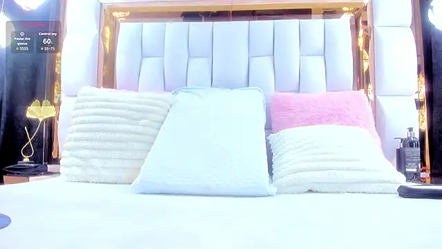 RileySweett online show from November 23, 2025, 11:43 am