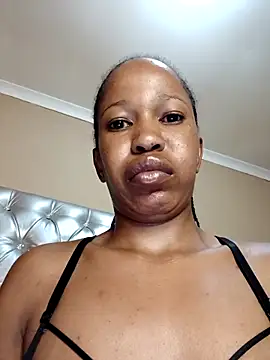 Snapshot of YourSubDesire chatting on November 16, 2025, 5:07 pm YourSubDesire online show from November 16, 2025, 5:07 pm