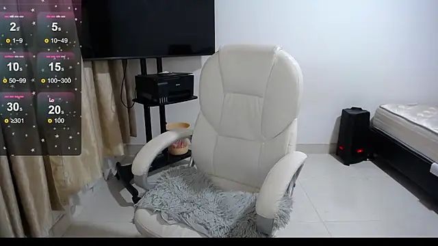 Snapshot of Mariam_Gomezxxx chatting on March 13, 2025, 12:37 am Mariam Gomezxxx online show from March 13, 2025, 12:37 am