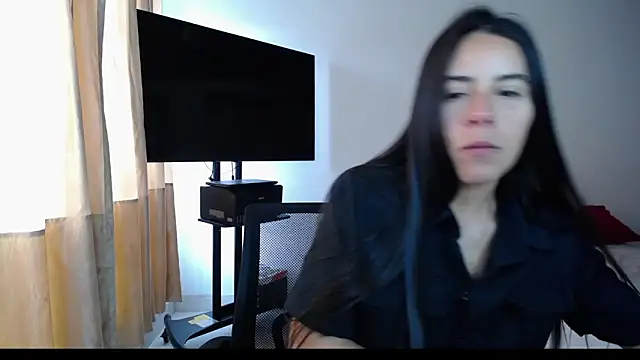 Snapshot of Mariam_Gomezxxx chatting on October 29, 2025, 8:10 pm Mariam Gomezxxx online show from October 29, 2025, 8:10 pm