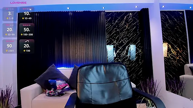 paulina sweett  online show from February 17, 2026, 11:50 am