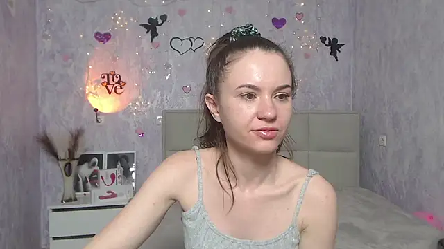 KaraCriegs online show from February 11, 2025, 4:33 am