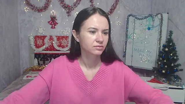 KaraCriegs online show from December 3, 2025, 6:50 pm