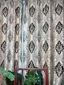 NadiraNoor online show from January 9, 2025, 10:20 pm