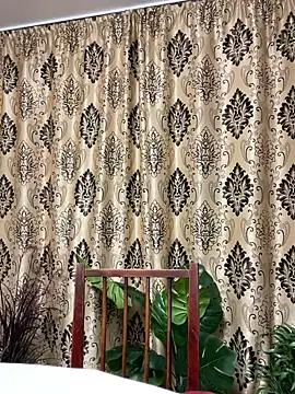 NadiraNoor online show from January 17, 2025, 9:50 pm