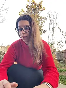 NadiraNoor online show from March 7, 2025, 3:18 pm