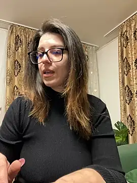 NadiraNoor online show from April 2, 2026, 9:56 pm