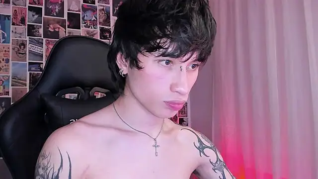 liamelf online show from January 19, 2025, 8:07 am