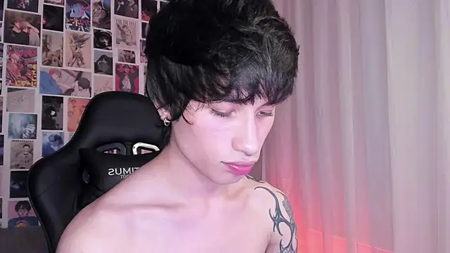 liamelf online show from March 8, 2025, 4:56 am