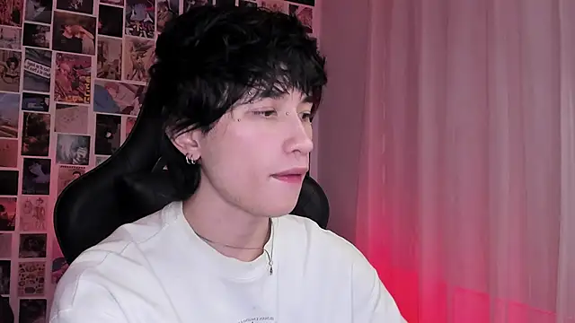 liamelf online show from October 16, 2025, 2:34 am