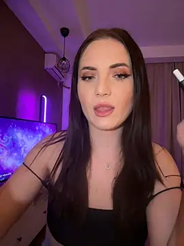 AvaGianna online show from January 21, 2025, 7:39 pm