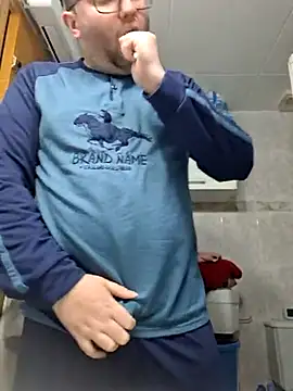 Javier bear online show from March 8, 2025, 2:40 pm