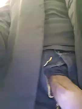 Snapshot of Kingkongding47 chatting on February 18, 2025, 9:53 pm Kingkongding47 online show from February 18, 2025, 9:53 pm