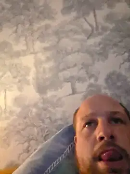 Snapshot of destructeur6 chatting on June 8, 2026, 7:36 pm destructeur6 online show from June 8, 2026, 7:36 pm