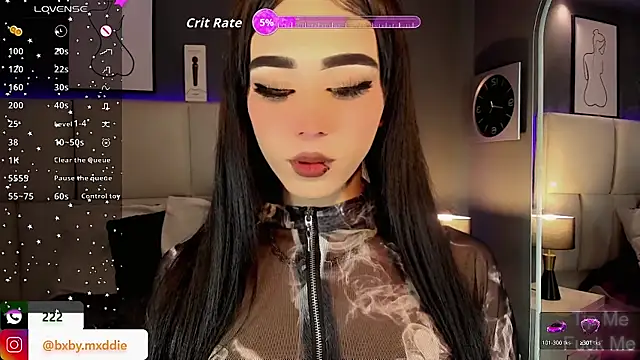 kimMaddiee online show from September 21, 2025, 5:53 am