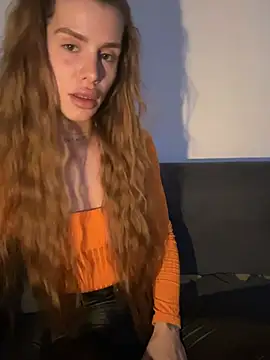 EmiliaCatalina online show from July 28, 2026, 1:12 am