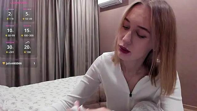 Mika Ray online show from November 12, 2025, 10:52 pm