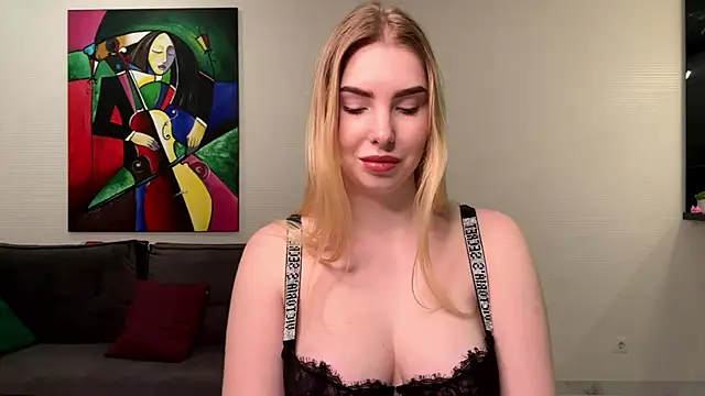 DannaCelisss online show from December 7, 2024, 6:37 pm