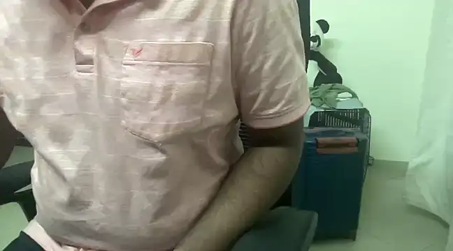 Snapshot of dhruv-sluppy chatting on February 6, 2025, 1:43 pm dhruv-sluppy online show from February 6, 2025, 1:43 pm