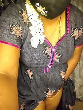 Snapshot of vani-09 chatting on March 8, 2025, 8:03 pm vani-09 online show from March 8, 2025, 8:03 pm