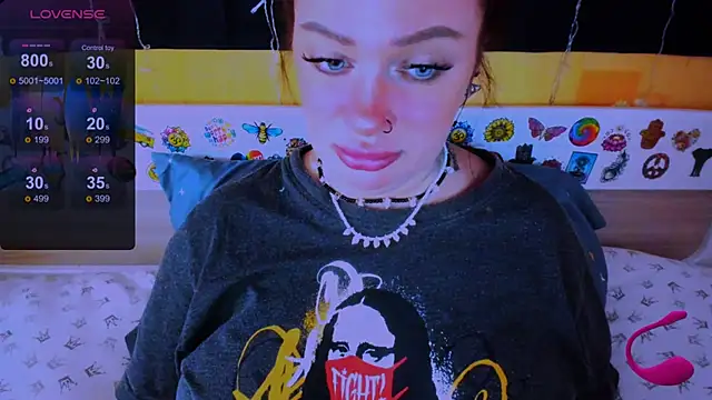 EllieOz online show from February 28, 2025, 11:47 am