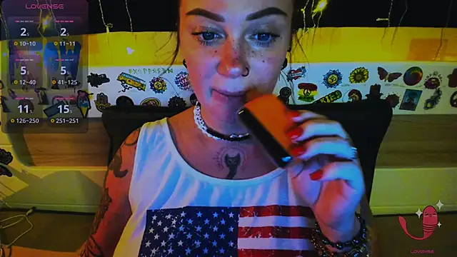 Snapshot of EllieOz chatting on February 18, 2026, 6:15 pm EllieOz online show from February 18, 2026, 6:15 pm