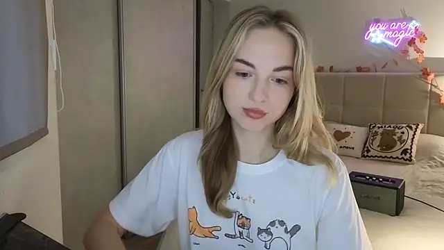 Miss Aliannaa online show from April 22, 2026, 9:33 am