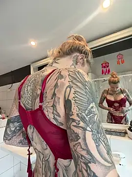 Stella-Kink online show from April 4, 2026, 10:13 am