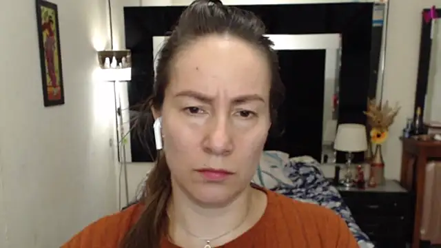 CATRINA-83 online show from November 14, 2025, 7:56 pm