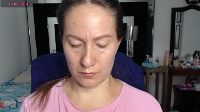 Snapshot of CATRINA-83 chatting on March 25, 2026, 9:43 pm CATRINA-83 online show from March 25, 2026, 9:43 pm