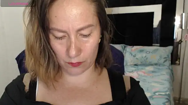 Snapshot of CATRINA-83 chatting on April 15, 2026, 7:58 pm CATRINA-83 online show from April 15, 2026, 7:58 pm