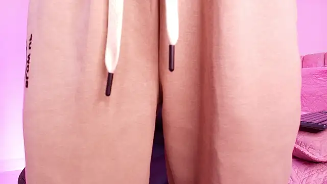 arl chloee online show from February 5, 2026, 3:11 am