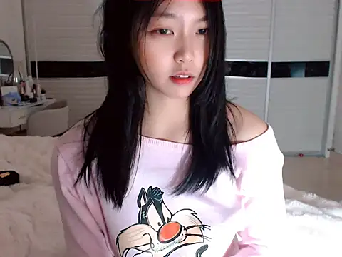 -Lucky Girl online show from January 2, 2025, 12:24 pm